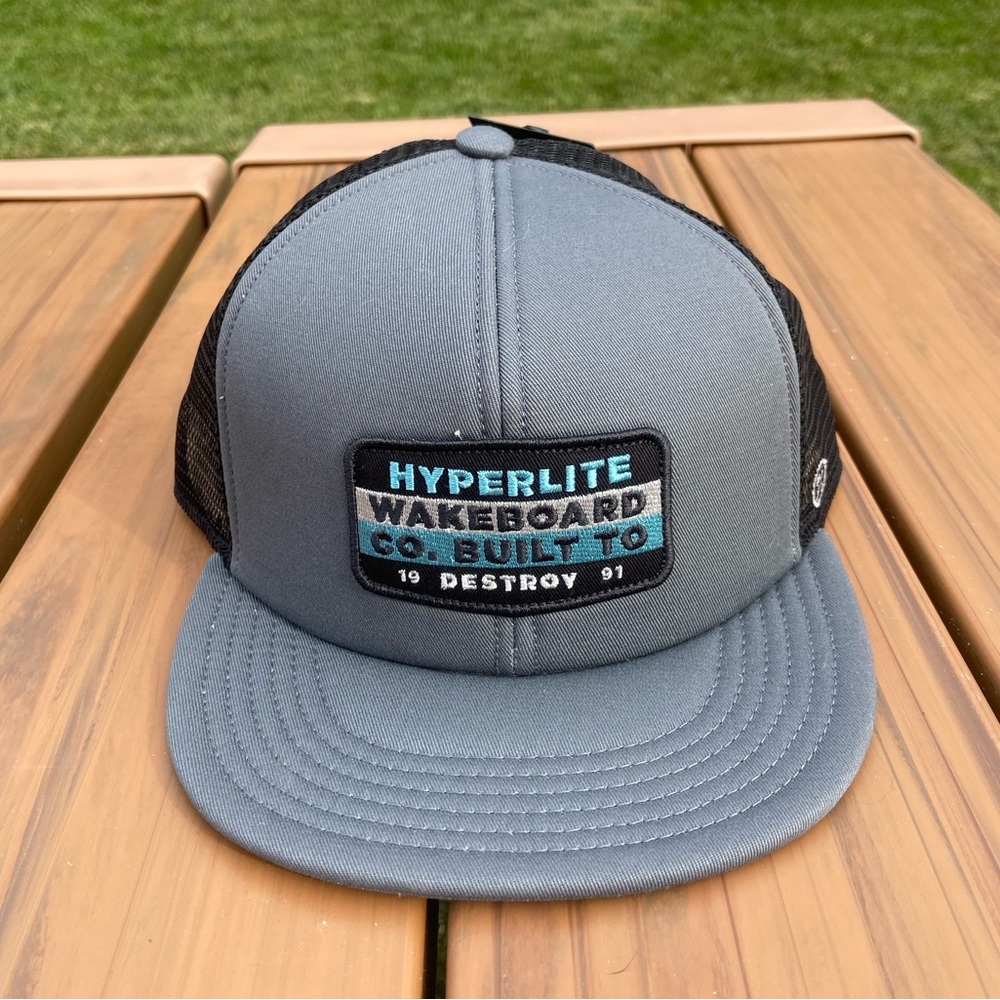 Hyperlite Wakeboard Trucker Grey snapback Hat